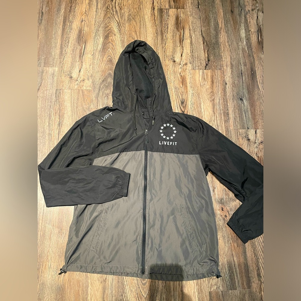 LVFT ✔️💪🏼Live Fit Hooded Windbreaker Jacket Men's Large